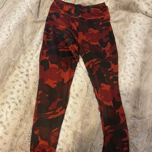 Black and red camo leggings